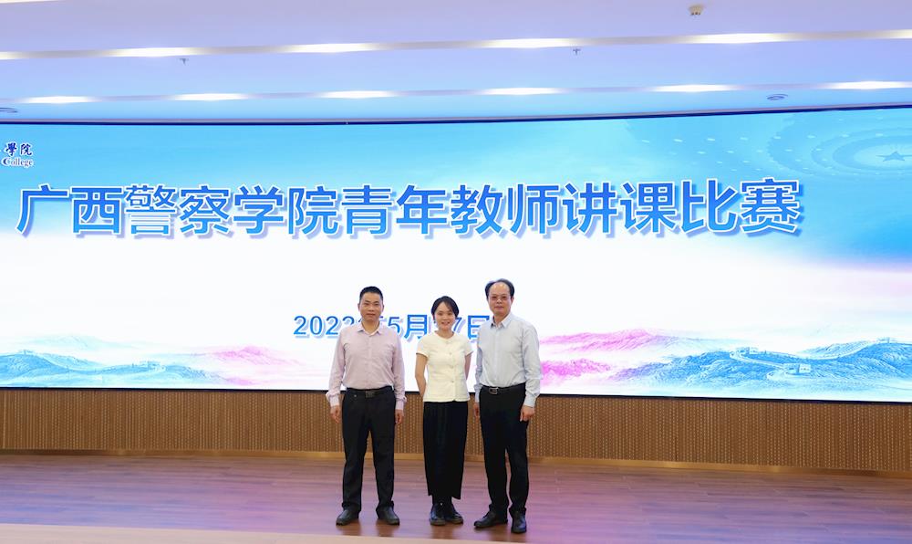bd82eef108b5481e9d195a3a46de2568.jpg