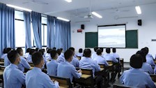 我院组织学生收看中国共产党第二十次全国代表大会开幕会