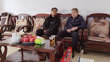 政治部党支部开展走访慰问老党员活动