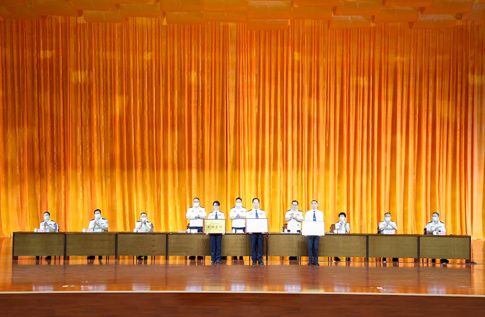 94a520ce19104b88967f3b750b17f6d9.jpg 94a520ce19104b88967f3b750b17f6d9.jpg