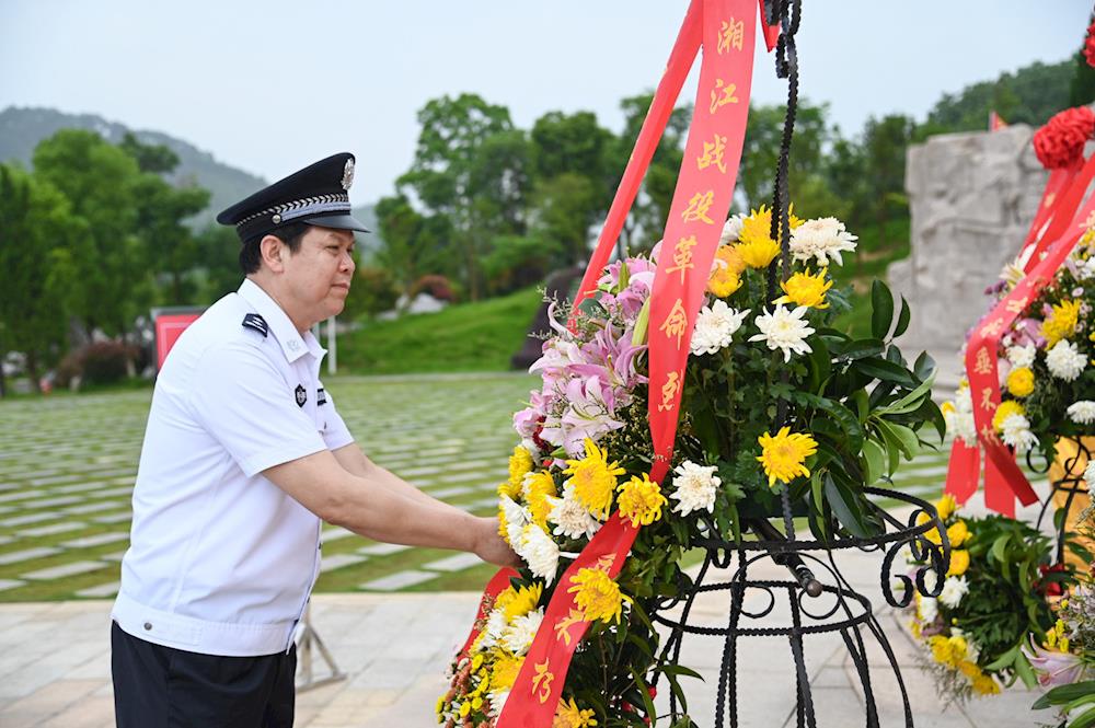 64ff4d0bf60f4a7588212c2885780a6b.jpg 64ff4d0bf60f4a7588212c2885780a6b.jpg