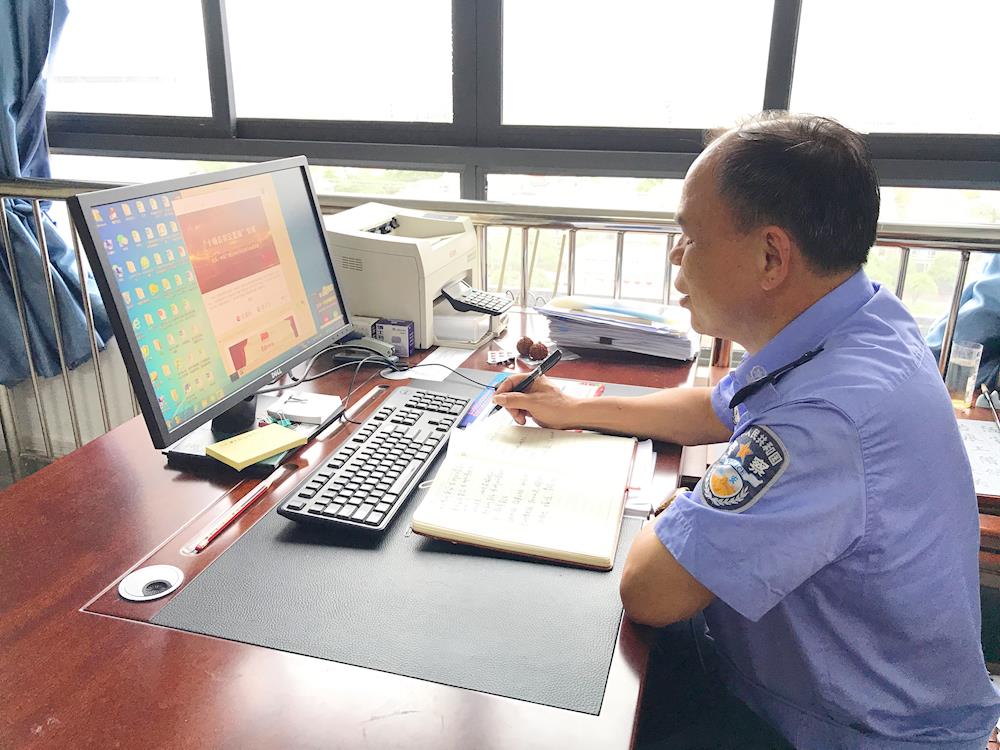 d4787ae2bbeb4b5ba4e61b439d720f1e.jpg d4787ae2bbeb4b5ba4e61b439d720f1e.jpg