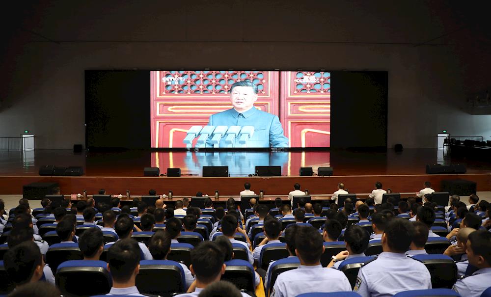 cda6a8d2e28d498bbb99a7985ca150a7.jpg cda6a8d2e28d498bbb99a7985ca150a7.jpg