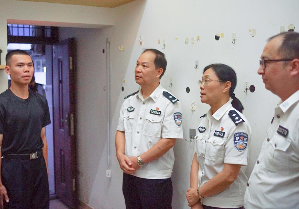 ced571234f5a4480a5791a9d70c8a62d.jpg ced571234f5a4480a5791a9d70c8a62d.jpg