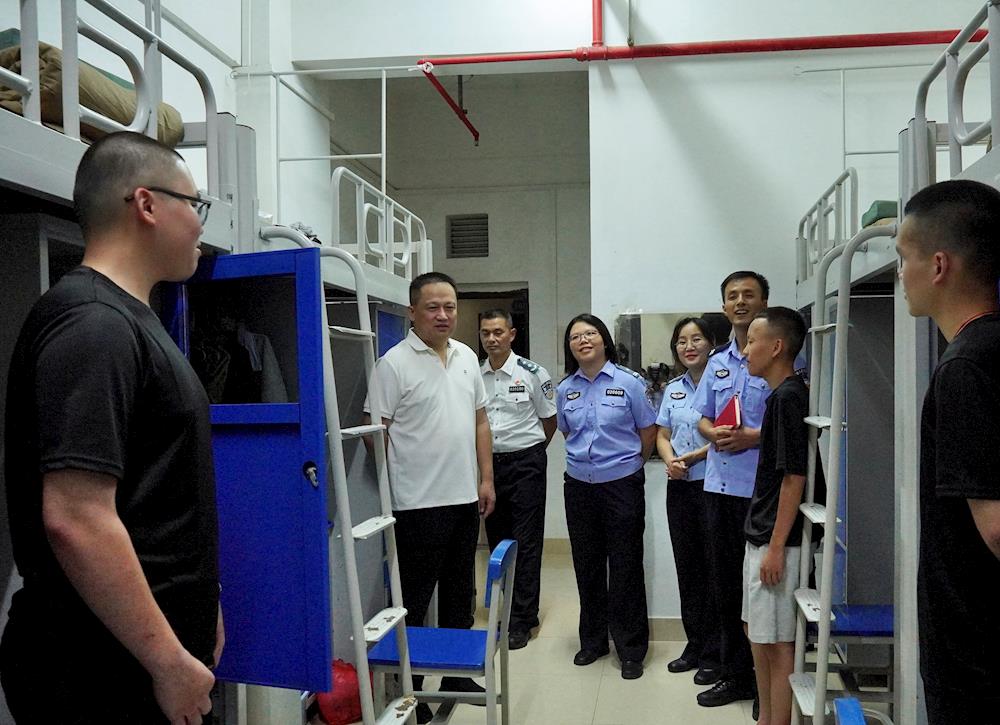 e024b625e84f4d3eb75537f790cacca5.jpg e024b625e84f4d3eb75537f790cacca5.jpg