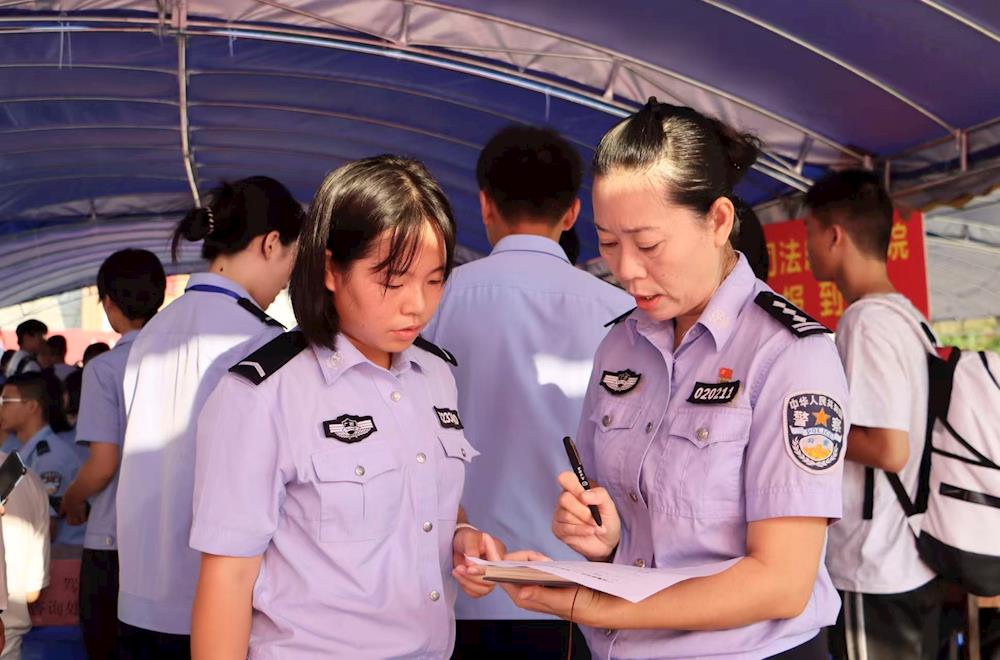 86bbb3b0fc5d4690836c9fcd37a2d2b3.jpg 86bbb3b0fc5d4690836c9fcd37a2d2b3.jpg