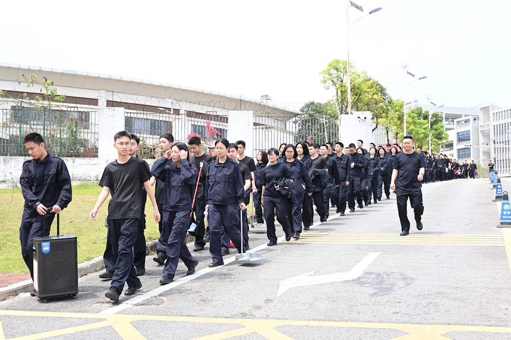 de8949846f2a464380c0214dc5be37a6.jpg de8949846f2a464380c0214dc5be37a6.jpg