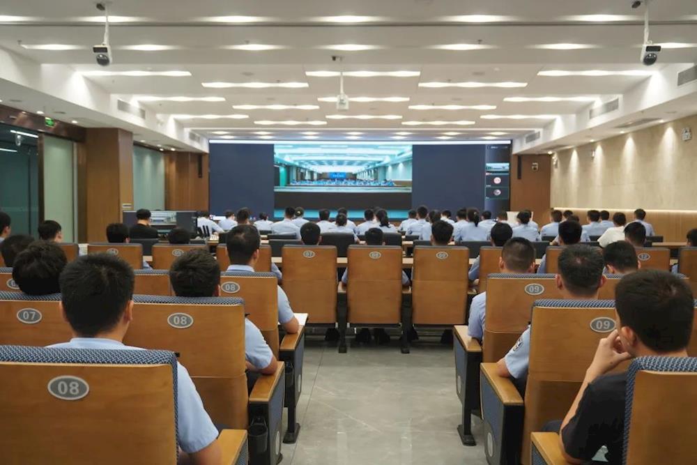 7f1efa31b8c34fdcbe0ed51fe96e3f00.jpg 7f1efa31b8c34fdcbe0ed51fe96e3f00.jpg