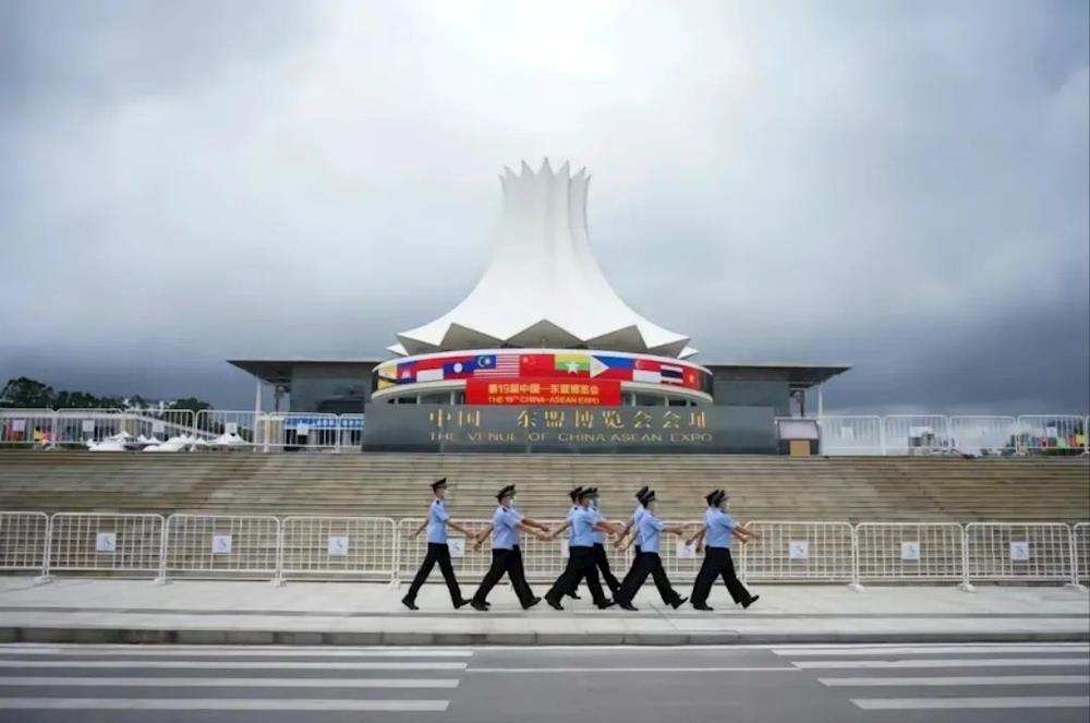 25a5ad02c1674b8abb026b820e7d1ed1.jpg 25a5ad02c1674b8abb026b820e7d1ed1.jpg