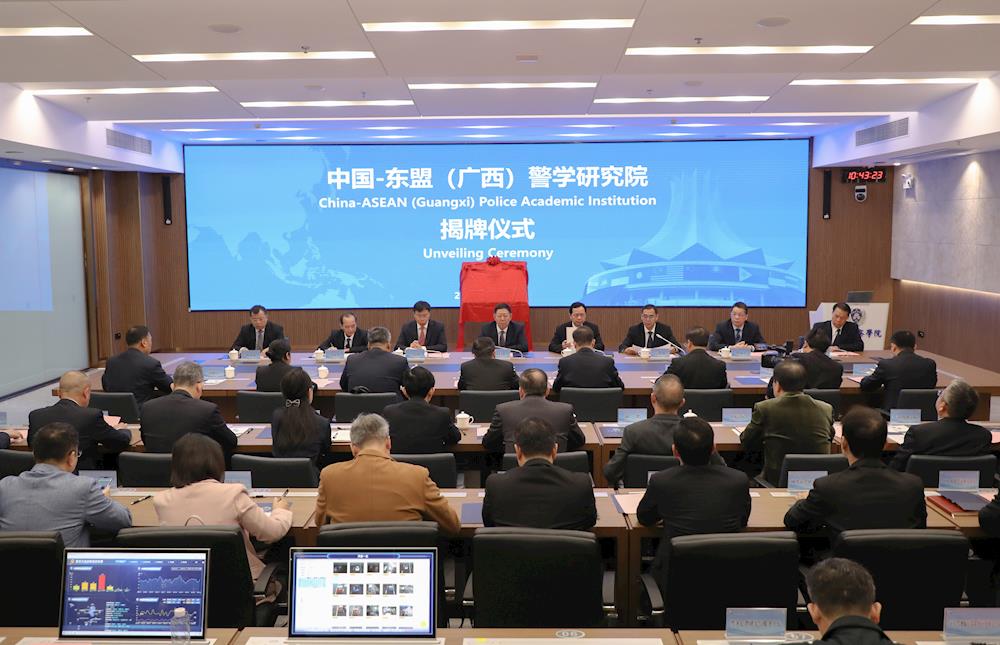 29e7ddc3696d4f59a22c2e17bfba1f5b.jpg 29e7ddc3696d4f59a22c2e17bfba1f5b.jpg