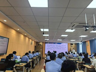 我校举办生成式人工智能赋能高教“教-学-研”的实践与伦理专题培训