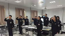 刑技系党员小组开展深入学习十九大精神会议