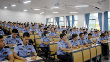 我院召开第二次学生干部培训会议