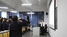 治安学院举行“学党史、悟思想、办实事、开新局”主题党课