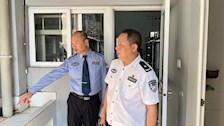【迎评促建】｜广西警察学院治安学院对学生回归线下课宿舍内务整理情况进行检查